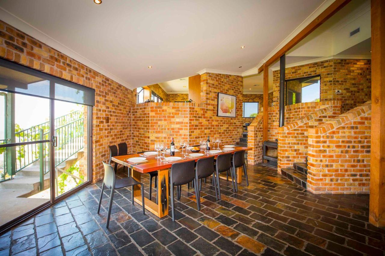 Aquila Villa Mount View Dış mekan fotoğraf